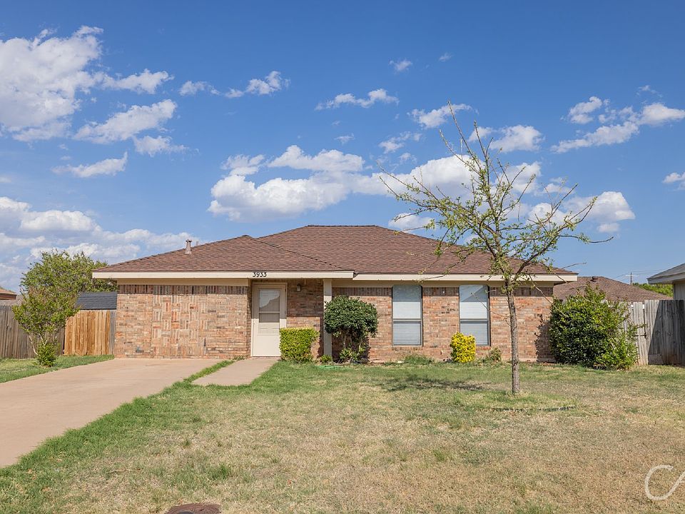 1st image of 3933 Notre Dame Cir