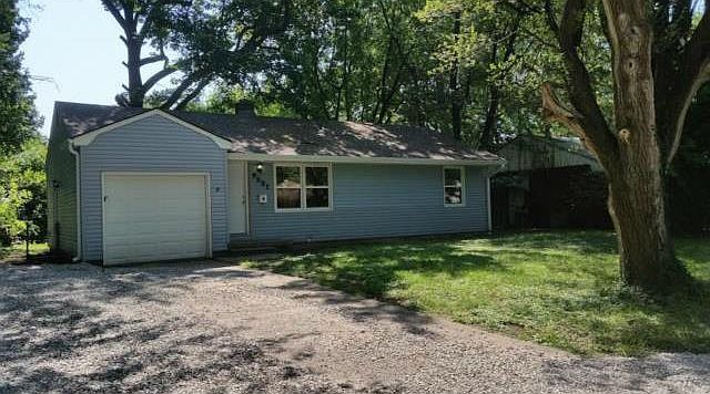 1st image of 9001 Richards Dr