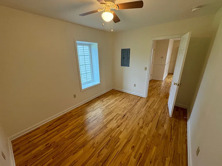 31 Sumner Ln #C — Photo 8