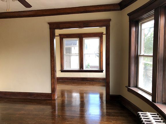 5th image of 3022 W National Ave APT 4