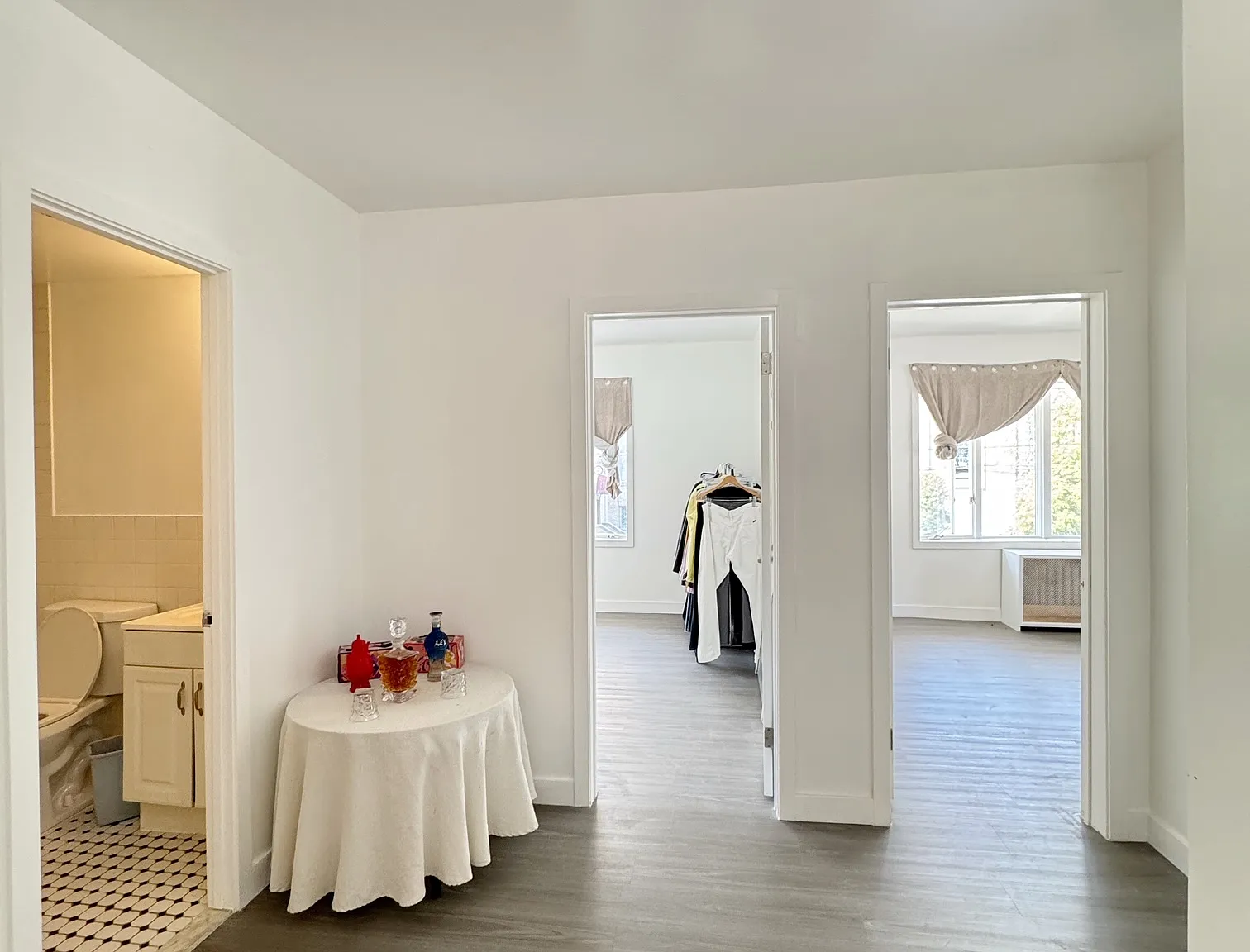 2 bed, 750 sqft, $2,600 — Photo 4