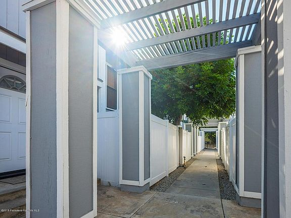 3rd image of 111 S Sierra Madre Blvd Unit 3