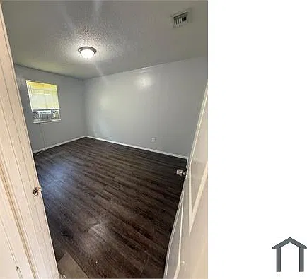2 bed, 840 sqft, $950 — Photo 2