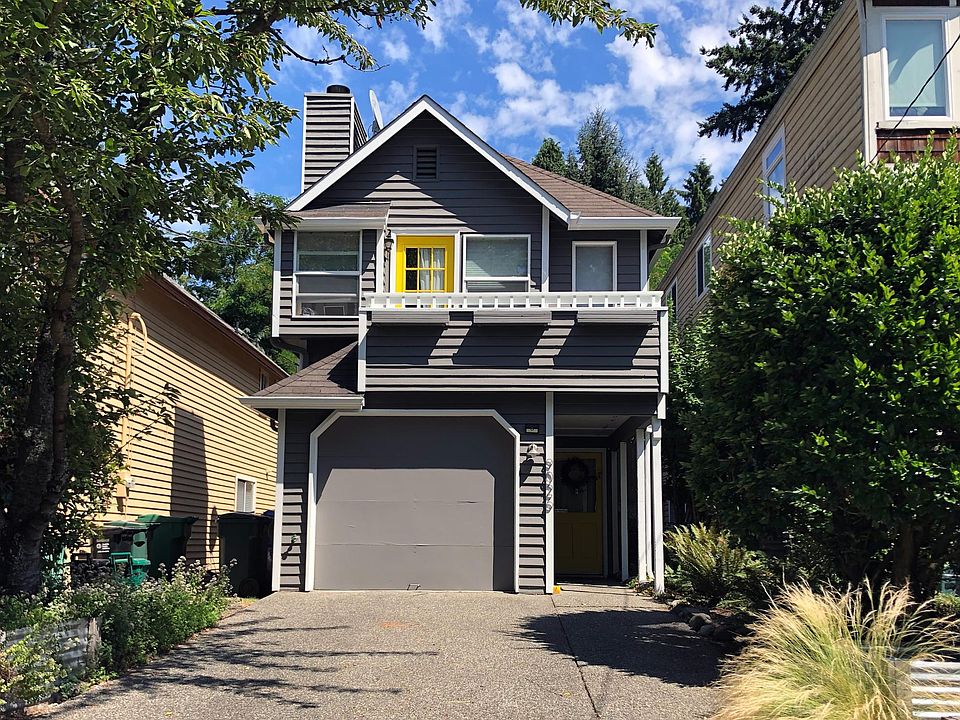 Charming two story house on quiet cul de sac street