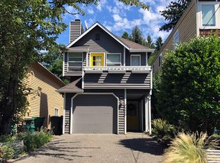 9026 Burke Ave N, Seattle, WA 98103