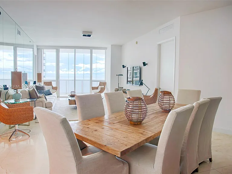 15811 Collins Ave #2303 — Photo 1