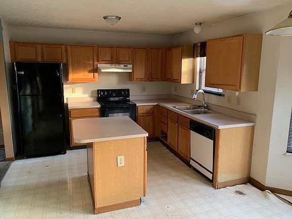 3rd image of 1442 Pinestone Dr #1442