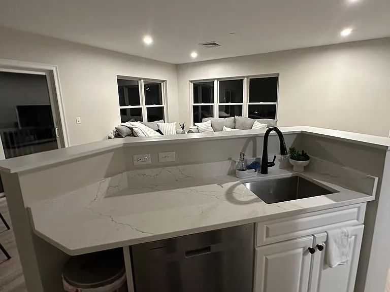 10 Riverplace Dr #312 — Photo 6