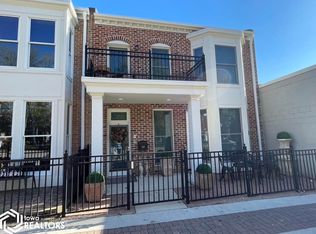 207 Main Ave, Clear Lake, IA 50428