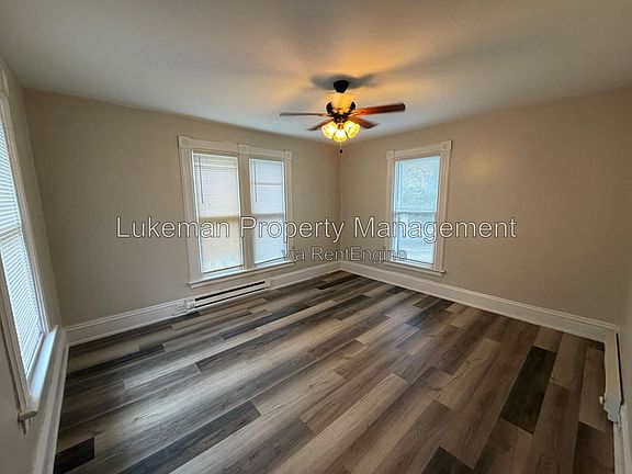 3rd image of 525 Minor Ave APT 2