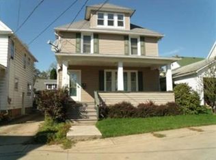 31 Glenwood St, Warren, PA 16365
