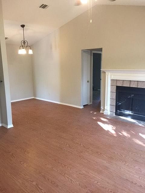 1st image of 9115 Japonica Ct #B