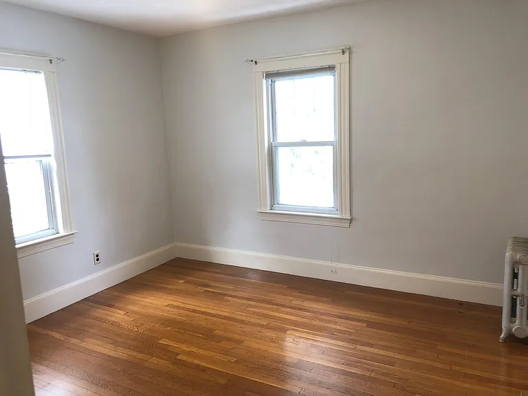 170 Beech Ave #2 — Photo 6