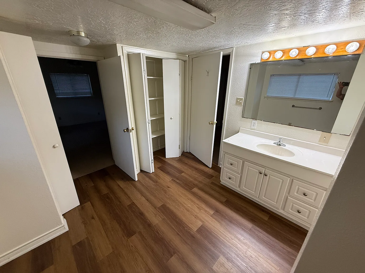 4 bed, 1800 sqft, $1,350 — Photo 3