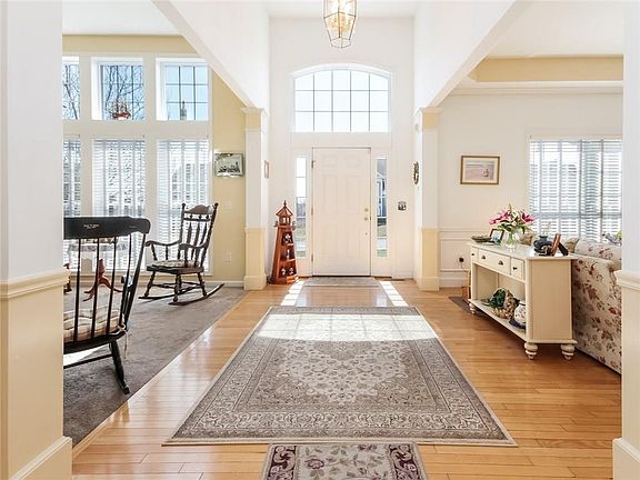 5th image of 36 Schooner Cove Ln