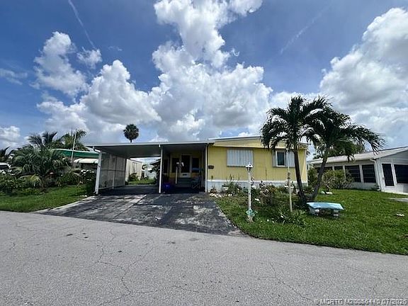 5th image of 4169 70th Ln N #1047