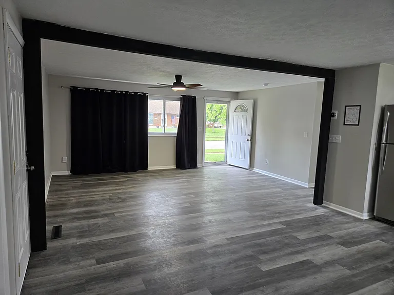 5785 Tibet Dr — Photo 2
