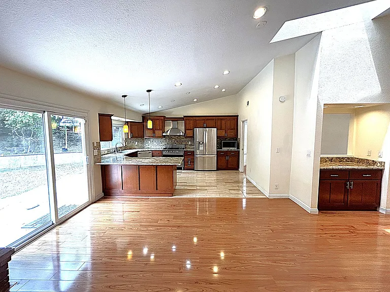 904 Sky Meadow Pl — Photo 9