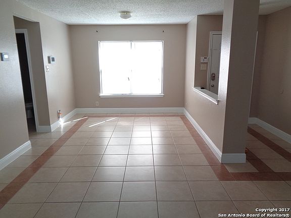 4th image of 2426 Buffalo Pass Dr