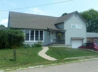1205 Portland Ave, Cambridge, OH 43725