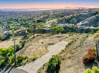 67 Santa Cruz Way, Camarillo, CA 93010