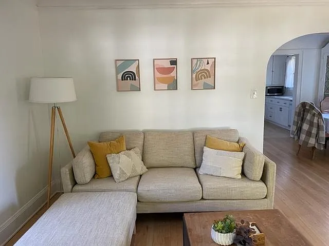 1831 E Marion St #1831 — Photo 1
