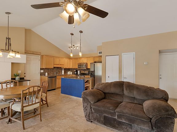 4th image of 2831 W Calle De Dalias