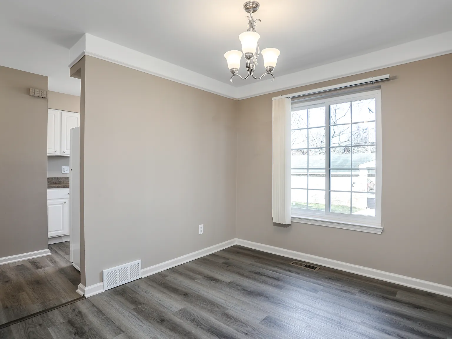 Edgewood Court North — Photo 4