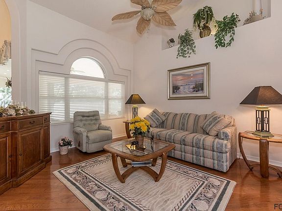 4th image of 17 Riverbend Dr