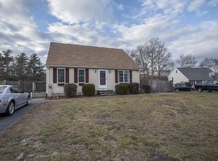 112 Cranesbill Rd, Taunton, MA 02780