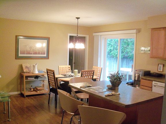 2nd image of 3417 Greenwood Dr