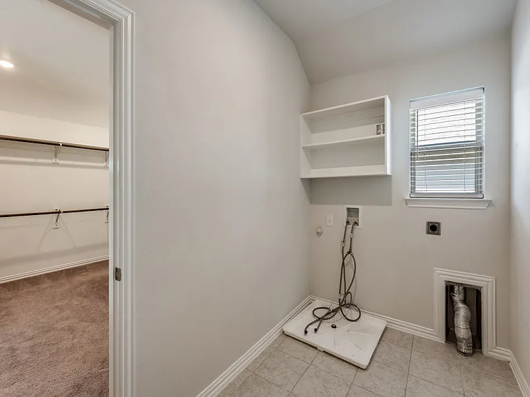 2152 Bailey St — Photo 25