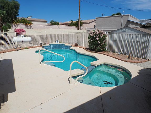 2nd image of 664 Yosemite Dr