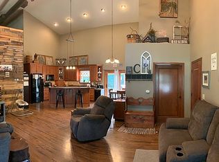 1531 Quail Ave, Floyd, IA 50435