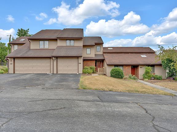 2nd image of 249 Willowbend Dr #0