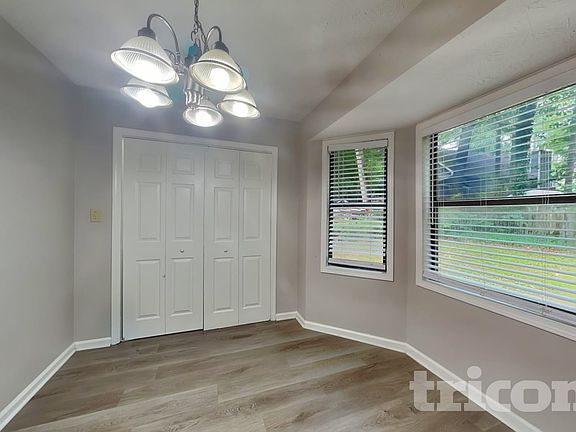 5th image of 4251 Cary Dr