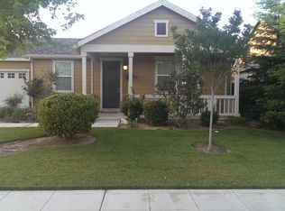 454 E Sierra Ave, Reedley, CA 93654