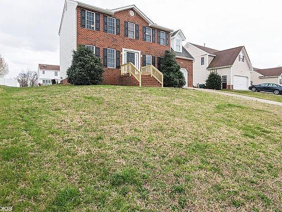 3rd image of 3121 Stone Dale Ct