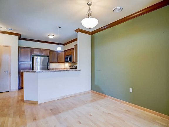 2nd image of 6857 Yellowwood Ln