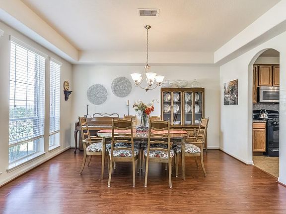 4th image of 22807 Saginaw Point Ln
