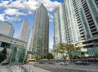 33 Bay St #2305, Toronto, ON M5J2Z3