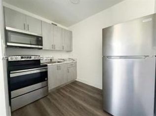 1710 NW 1st Ct, Miami, FL 33136