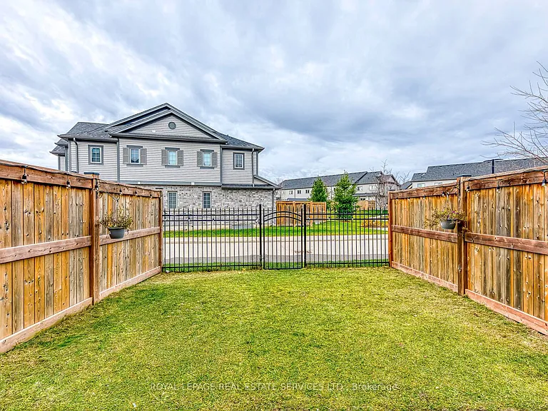 60 Netherwood Rd #28 — Photo 44