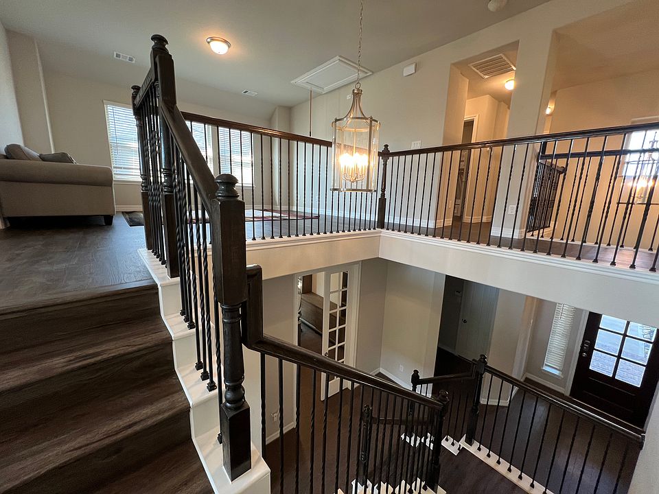 1st image of 2115 Stargrass Dr