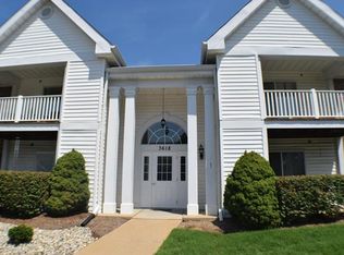 3618 Tracey Rich Rd APT 2B, Saint Louis, MO 63125