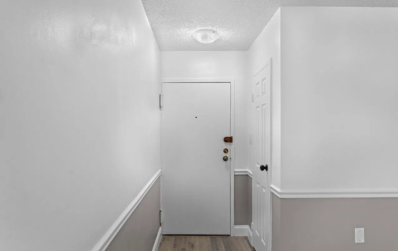 1 bed, 589 sqft, $1,300 — Photo 2