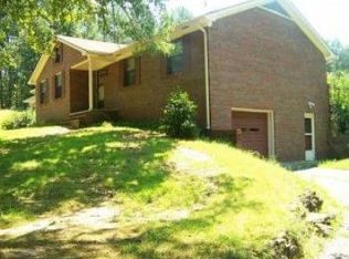 230 Dunaway Rd, Selmer, TN 38375
