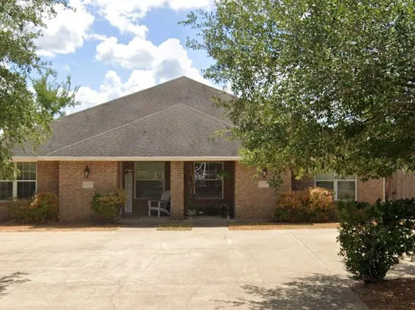 3725 Oldenburg Ln, College Station, TX 77845