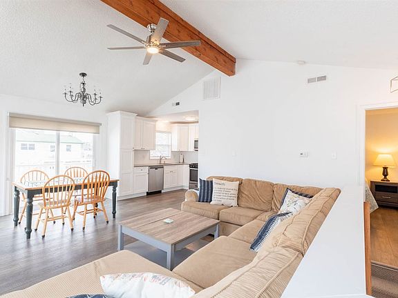 5th image of 301 N 39th St #A