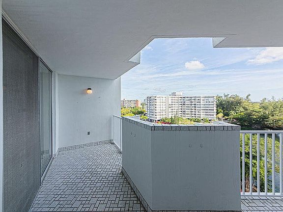 5th image of 1200 NE Miami Gardens Dr